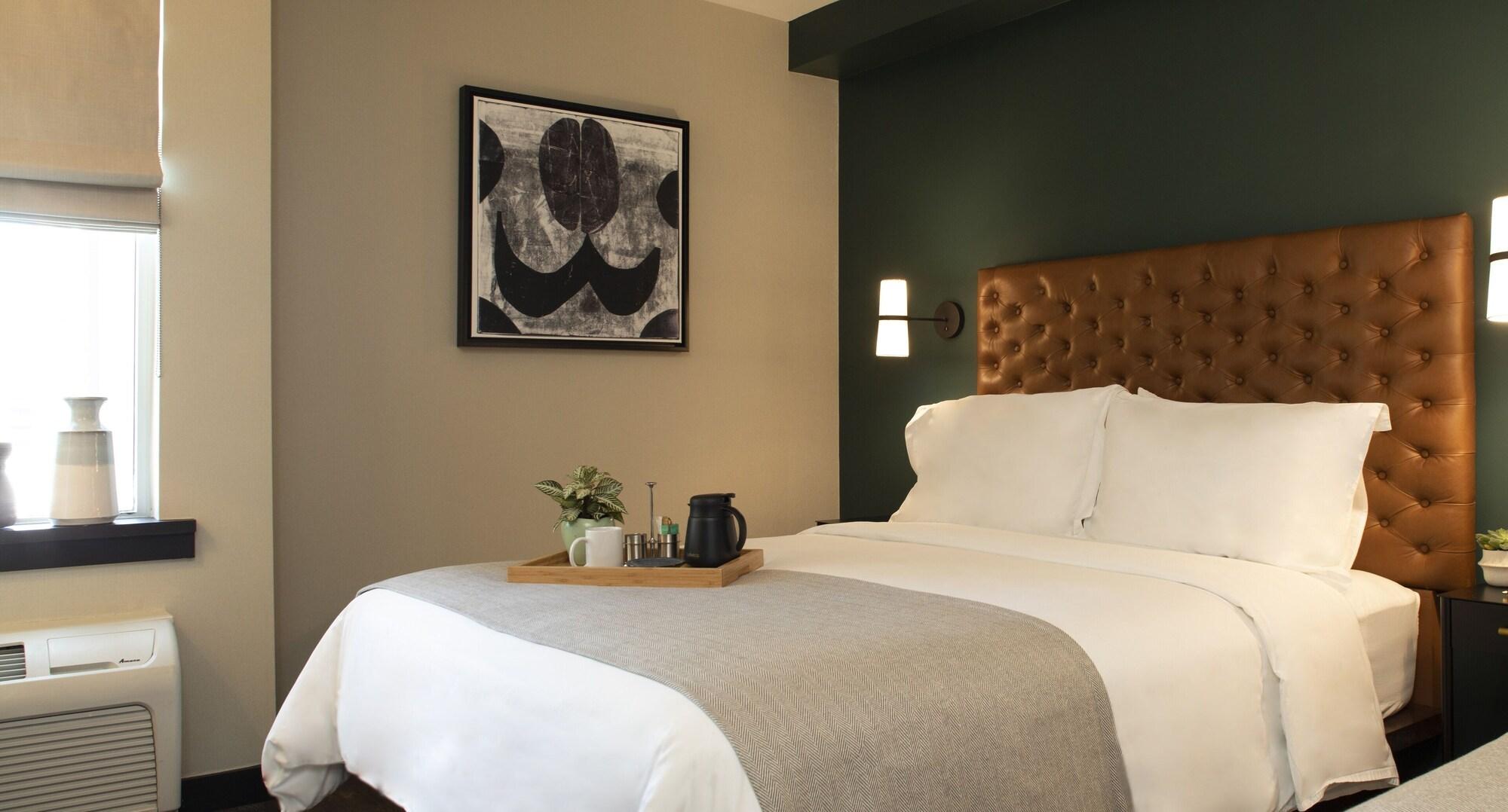 The Lloyd Stamford, Tapestry Collection By Hilton Hotel Екстериор снимка